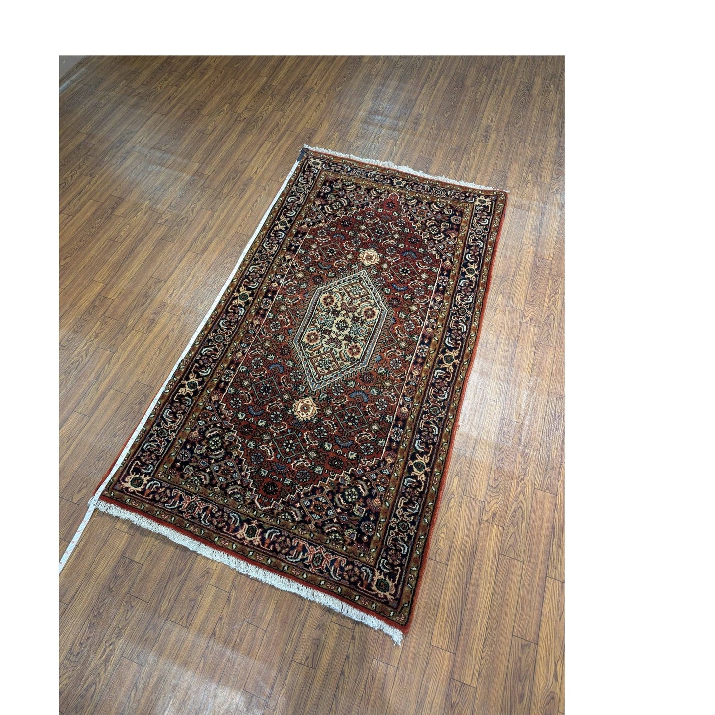 Hand-Knotted Persian-Style Rug – 2.5x5 ft