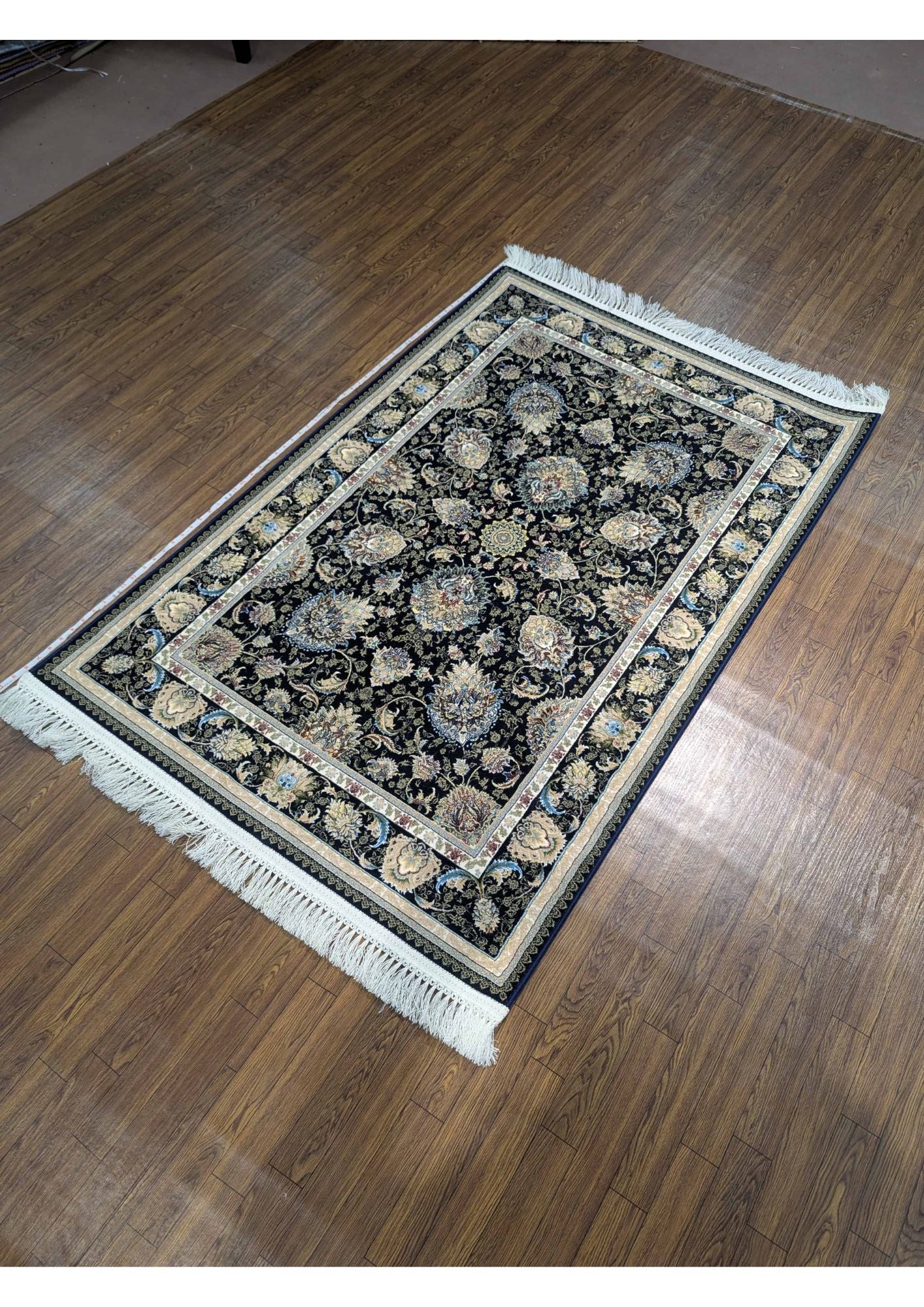 3.2x4.9ft Persian Authentic Premium Quality Black & Beige Rug