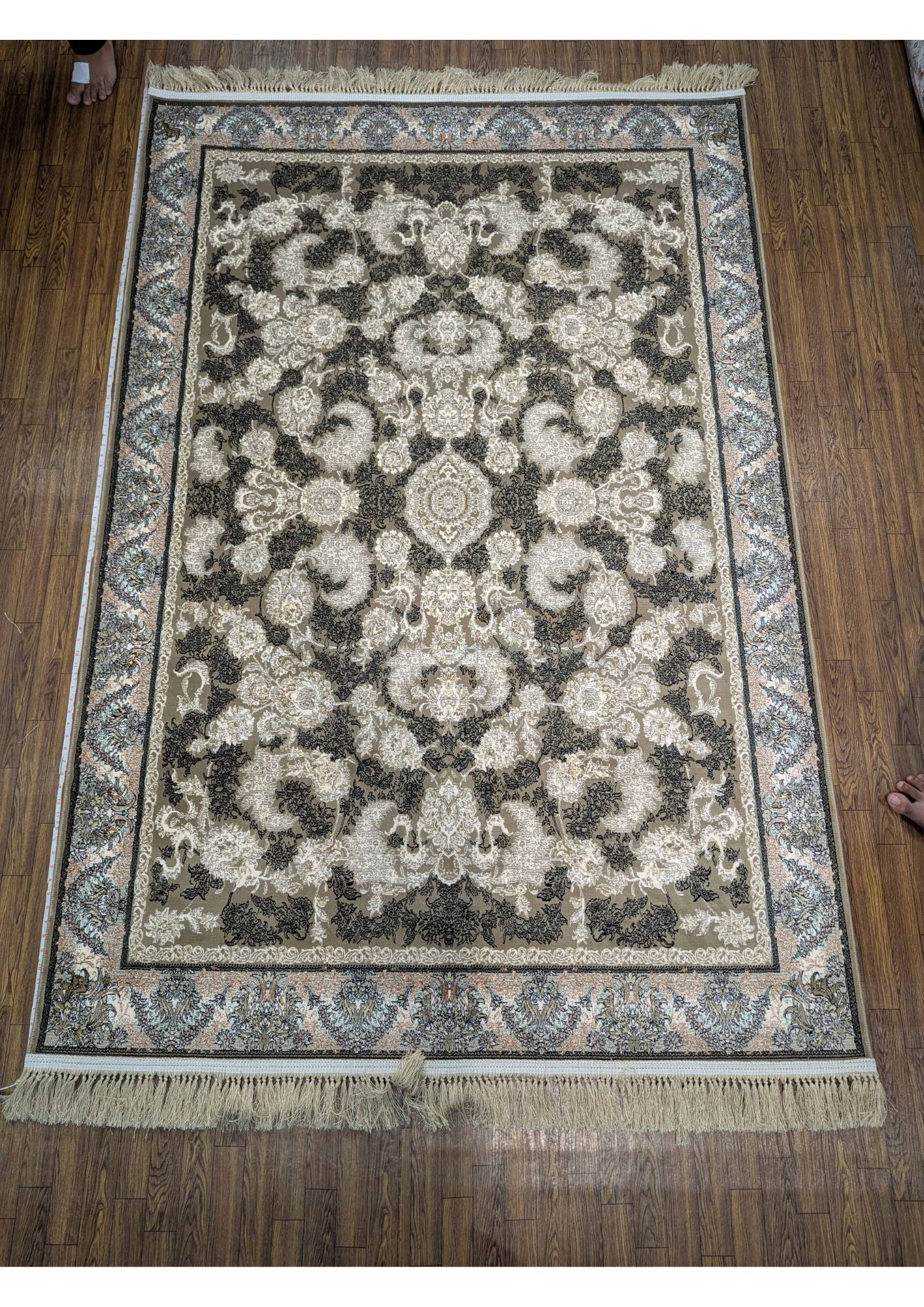 5x8ft Persian Authentic Premium Quality Light Brown, and creme Rug
