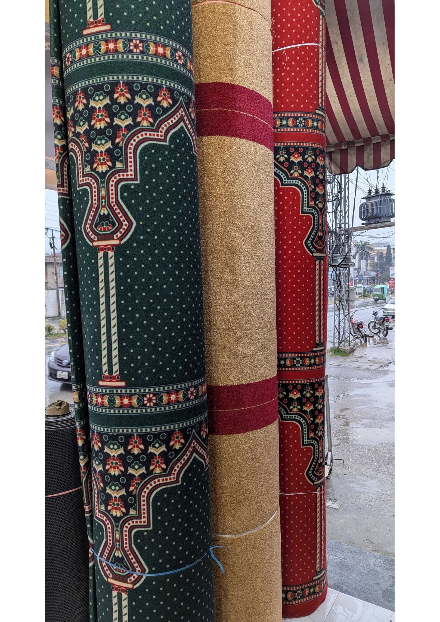 Premium Masjid Jaenamaz Roll – Durable & Elegant Masjid Flooring
