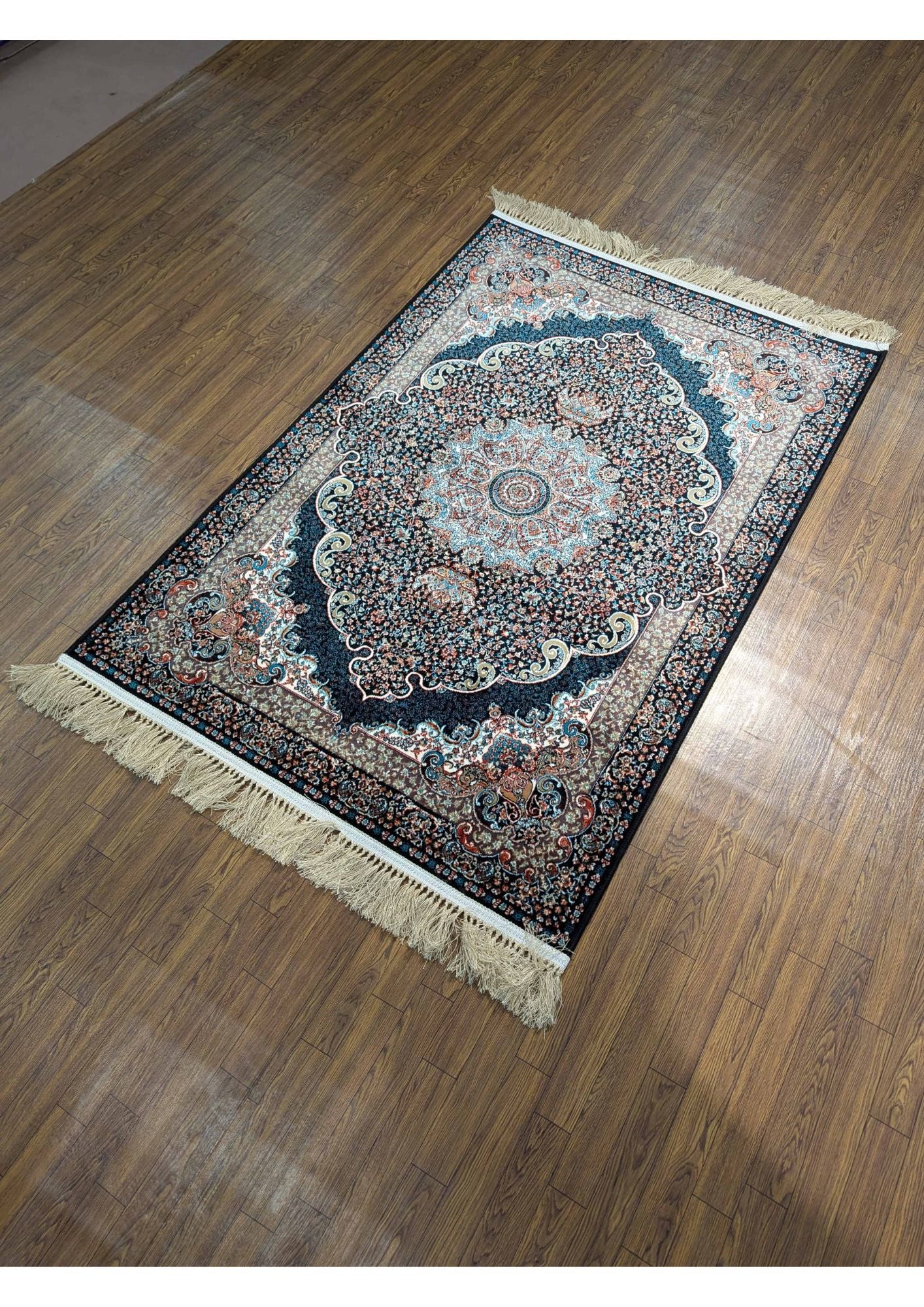 4x6ft Persian Authentic Premium Quality Black & Ivory Floral Rug