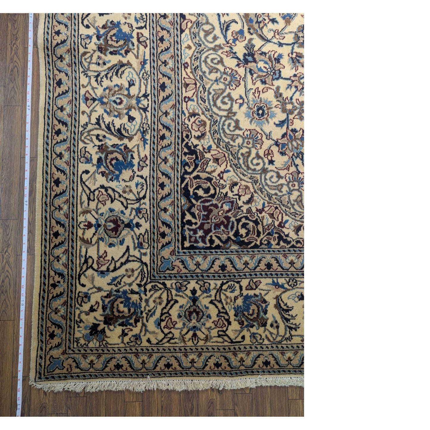 Ivory & Navy Persian Isfahan Floral Rug – 8x11 ft