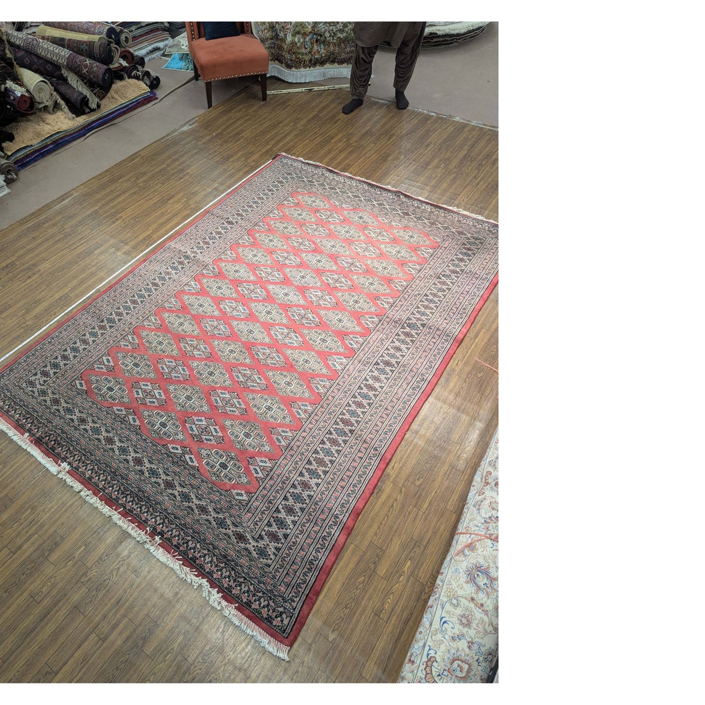 Balochi Diamond Lattice Rug – 6.9' x 9'