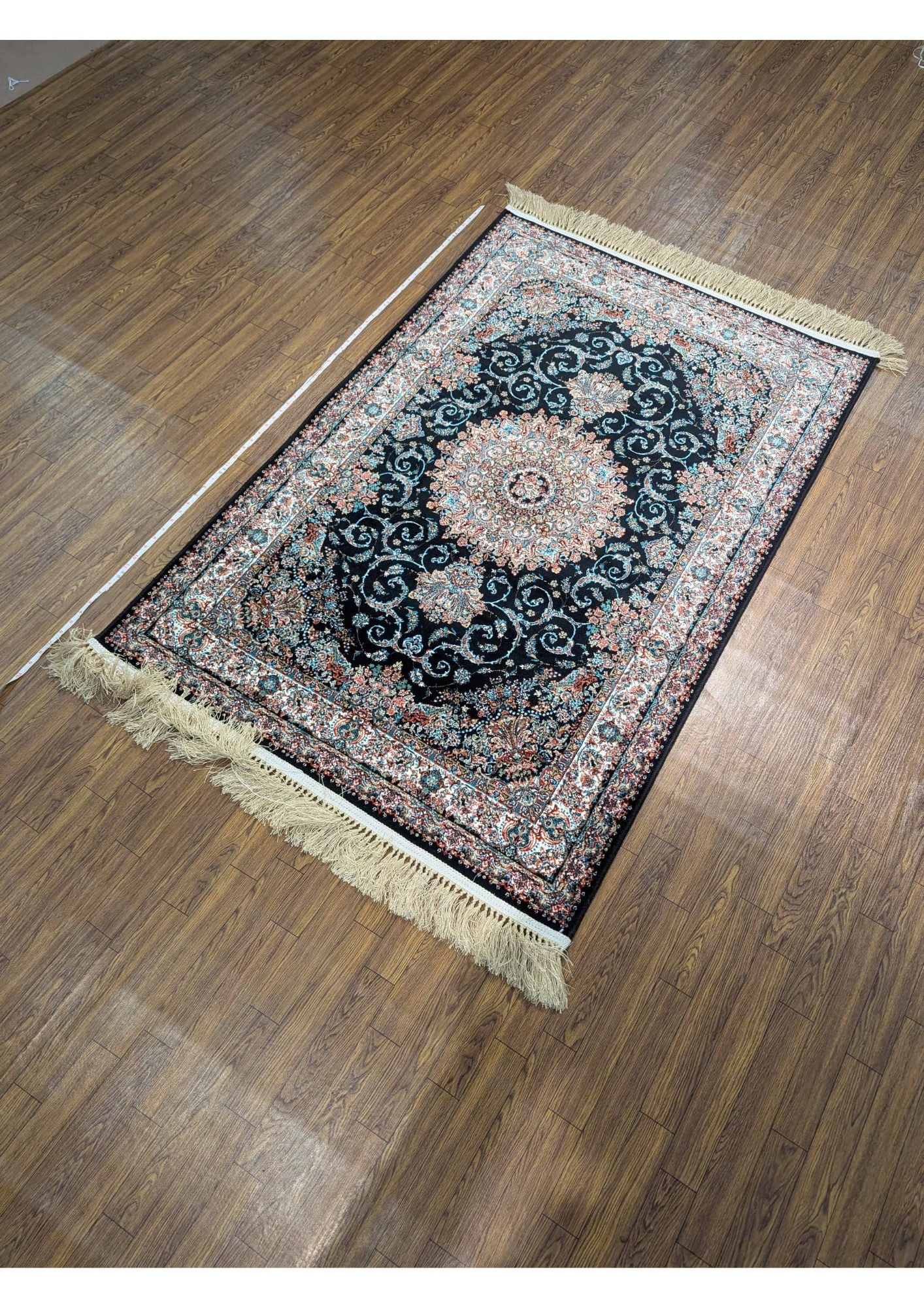 3.2x4.9ft Persian Authentic Premium Quality Black & Floral Medallion Rug