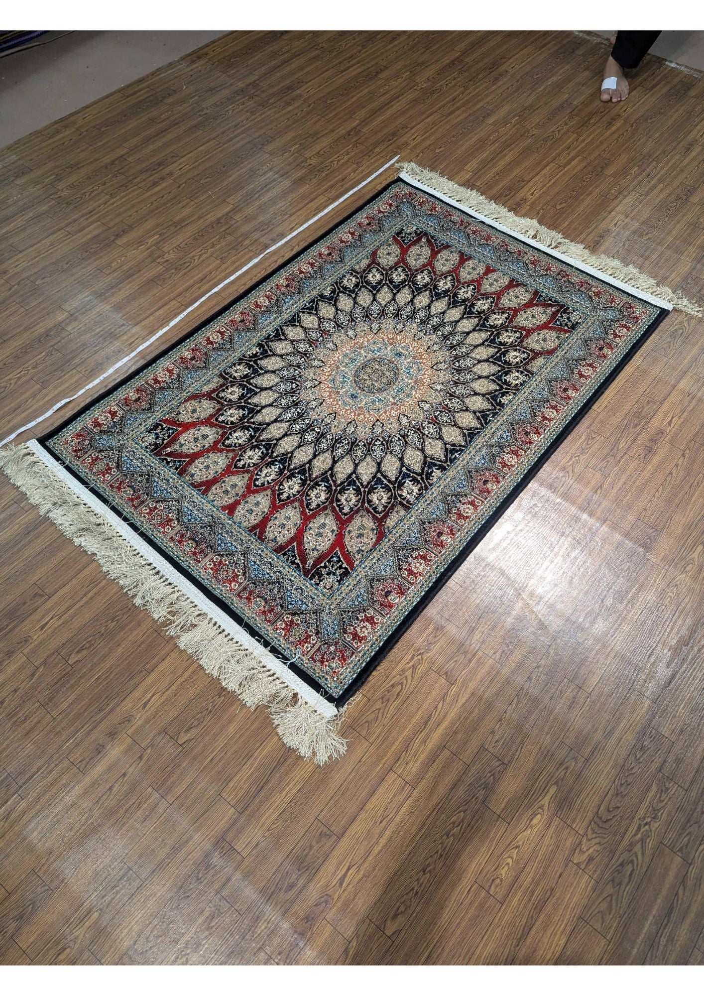 3.2x4.9ft Persian Authentic Premium Quality Black, Red & Ivory Rug