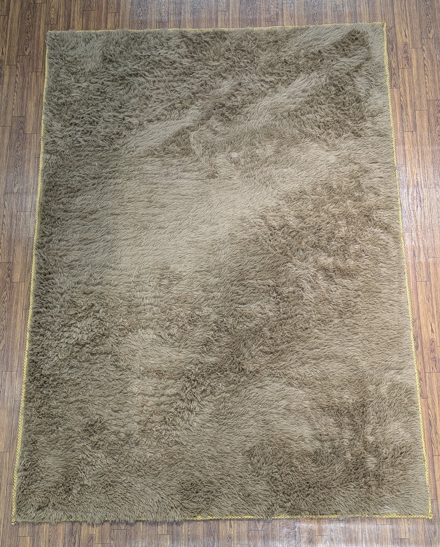 5x7 shagy, Anti slip back, Durable threads Golden Brown color