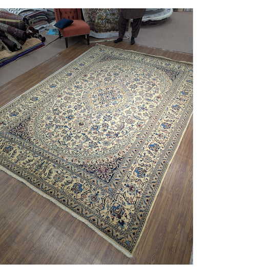 Ivory & Navy Persian Isfahan Floral Rug – 8x11 ft